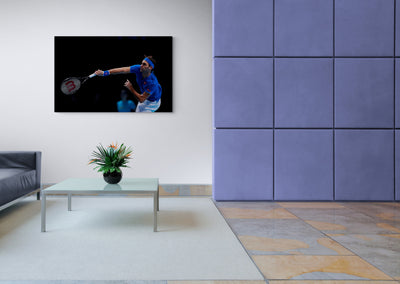 Canvas Roger Federer hitting the ball