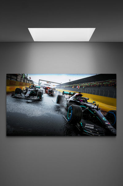 Canvas Lewis Hamilton's car